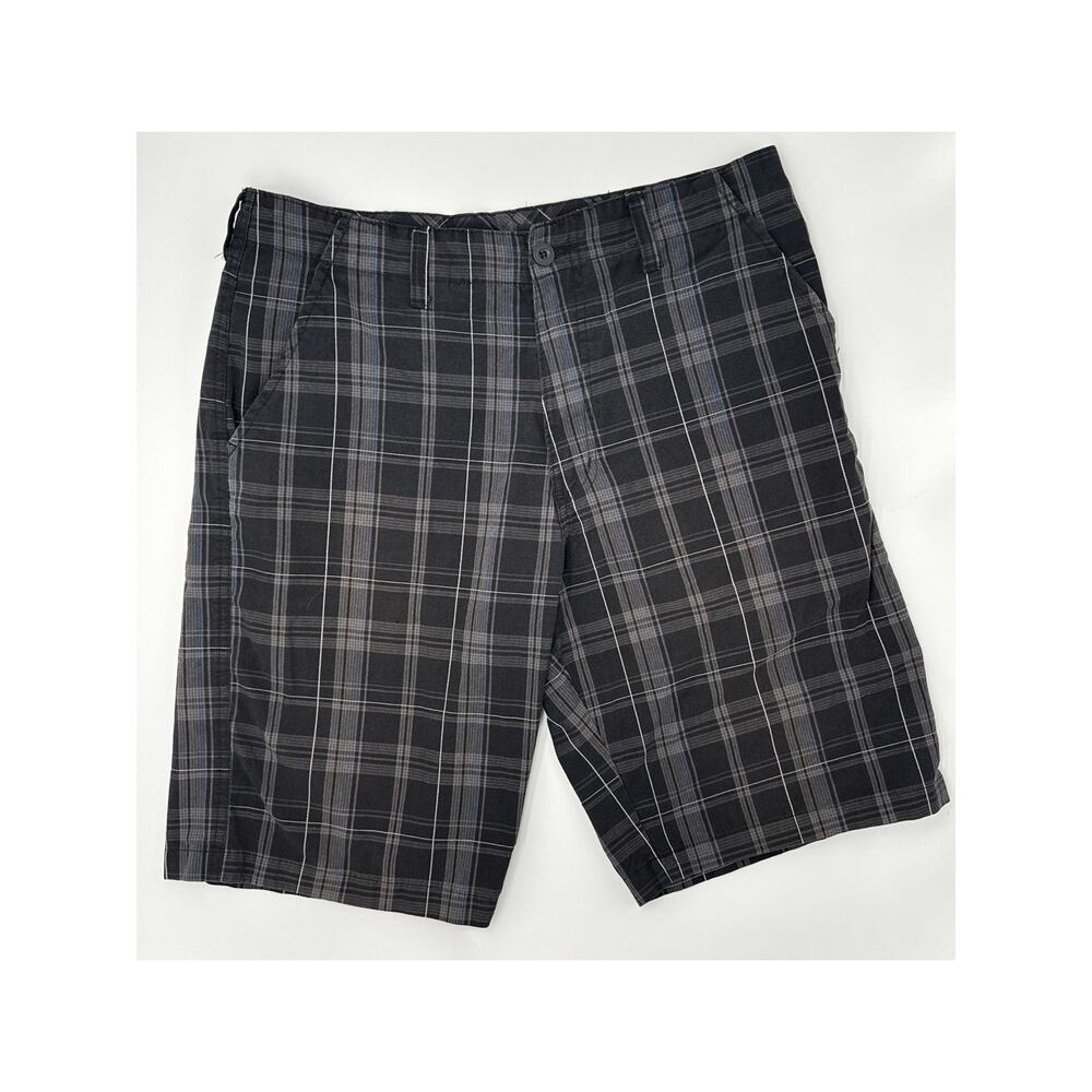 Burnside | Plaid Shorts | Men’s 32 | Black Gray Navy | Casual Preowned